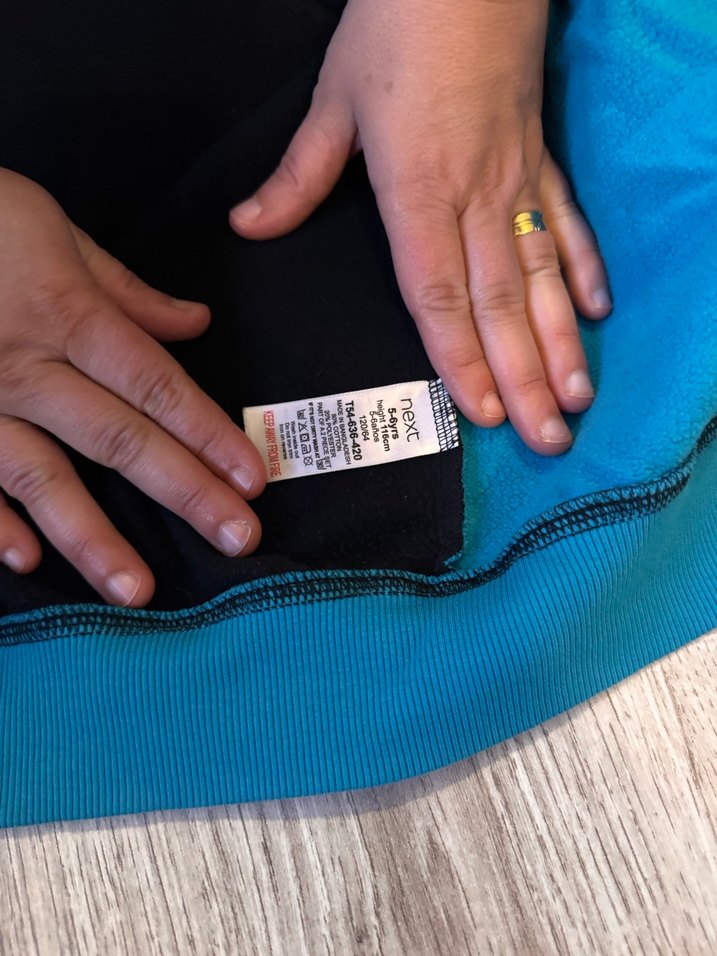 Renkli Kapüşonlu Erkek Eşofman Takımı - Görsel 3