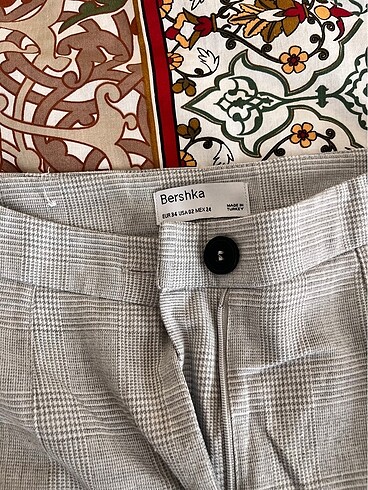 xs Beden Bershka pantolon