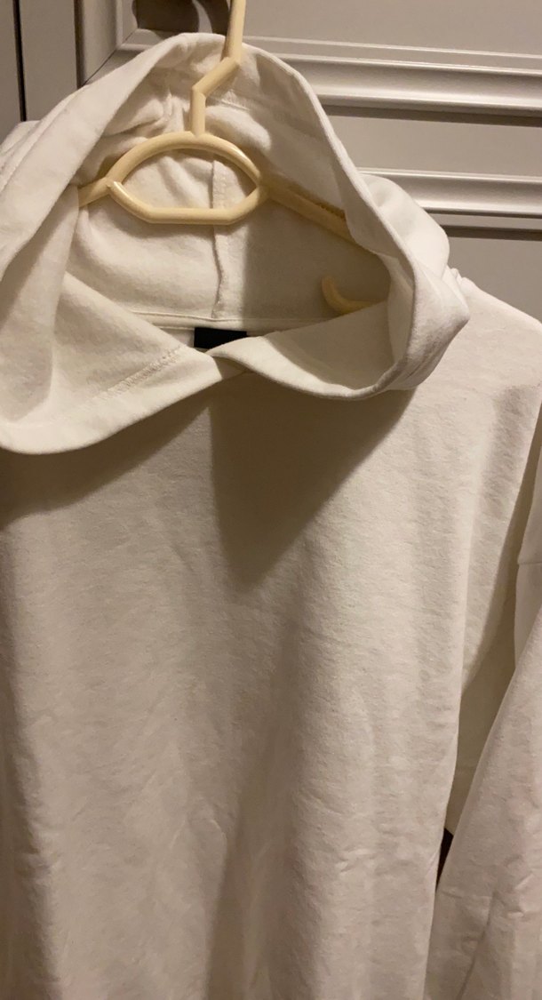 Beyaz Kapüşonlu Kadın Sweatshirt - Görsel 2