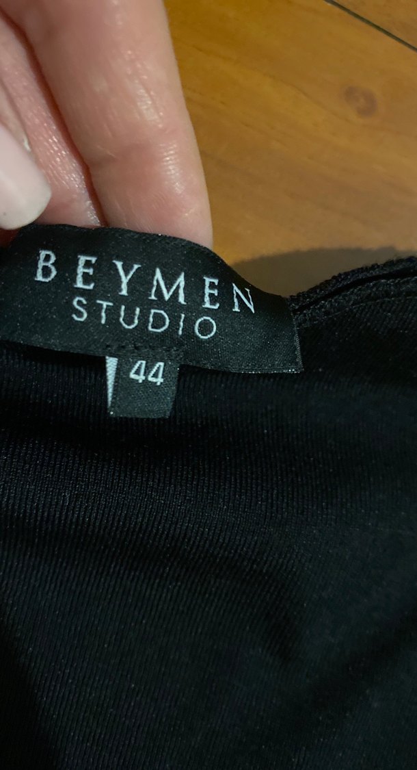 Beyaz ve siyah Yan Şeritli çelik örme etek - Görsel 2