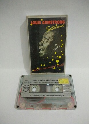 Kaset Louis Armstrong satchmo what a wonderful world