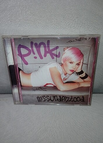 Cd Pink missundaztood albümü. Yabancı baskı