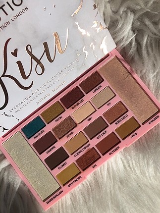 diğer Beden Makeup Revolution Kisu Far Paleti