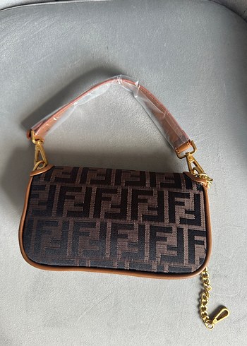 Fendi Fendi Kahverengi Deri Kadın Çanta