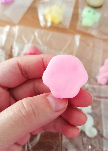 Renkli Mini Hayvan Figürleri Seti Mochi Squishy - Görsel 3