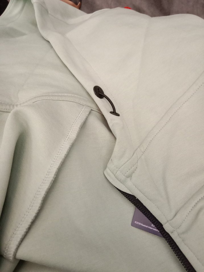 Reebok L beden  Erkek Regular Fit Eşofman üstü - Görsel 3