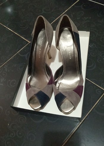 Gri Süet Stiletto Topuklu Kadın Ayakkabı - Görsel 6