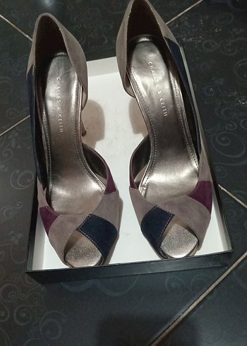 Gri Süet Stiletto Topuklu Kadın Ayakkabı - Görsel 4