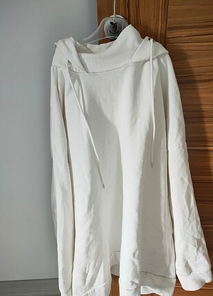 Kapşonlu sweat