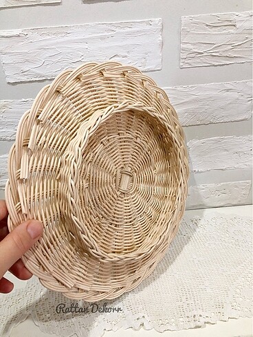 Beden Rattan Kek Standı