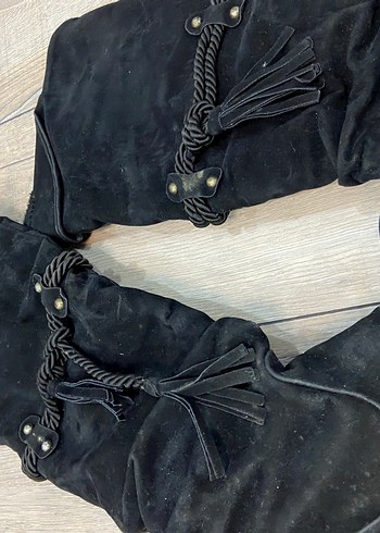 Siyah Süet Püsküllü Kadın Çizme - Görsel 6