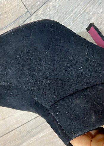 Siyah Süet Kadın Topuklu Bot - Görsel 9