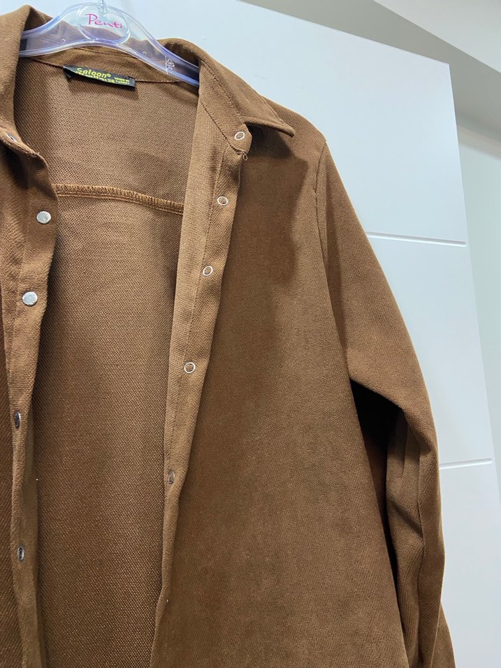 Düğmeli Kahverengi Süet Kadın Gömlek - Görsel 3