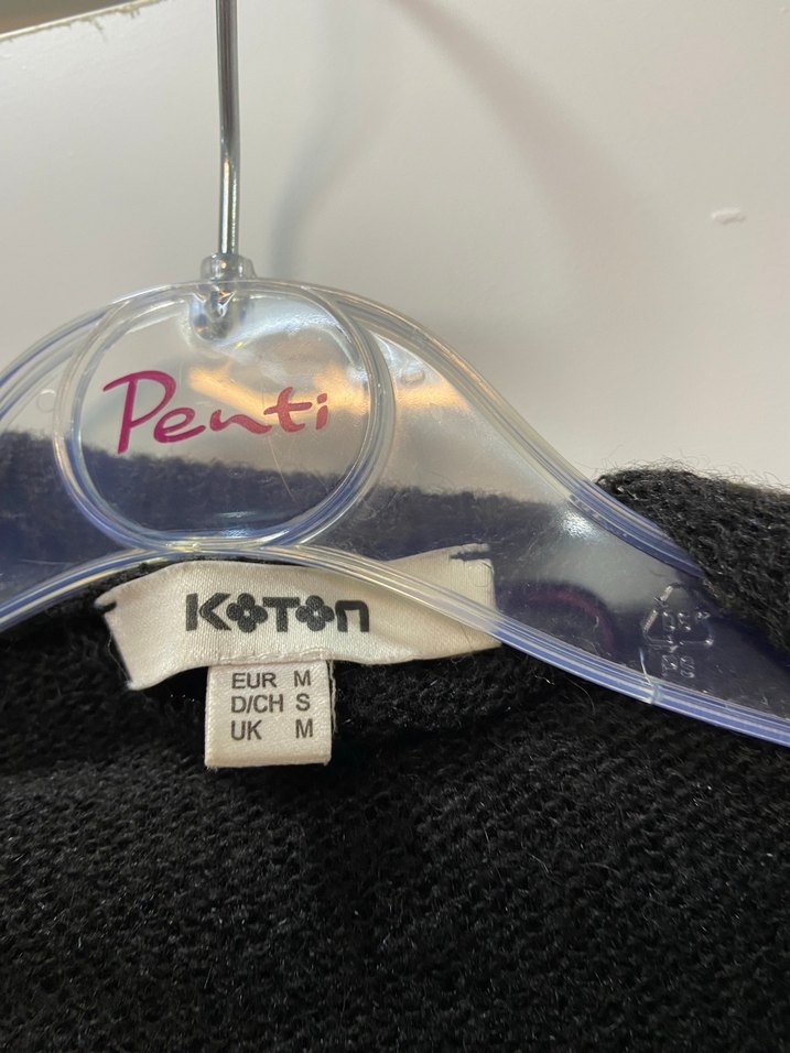 Kadın Siyah Balıkçı Yaka Triko Hırka - Görsel 2