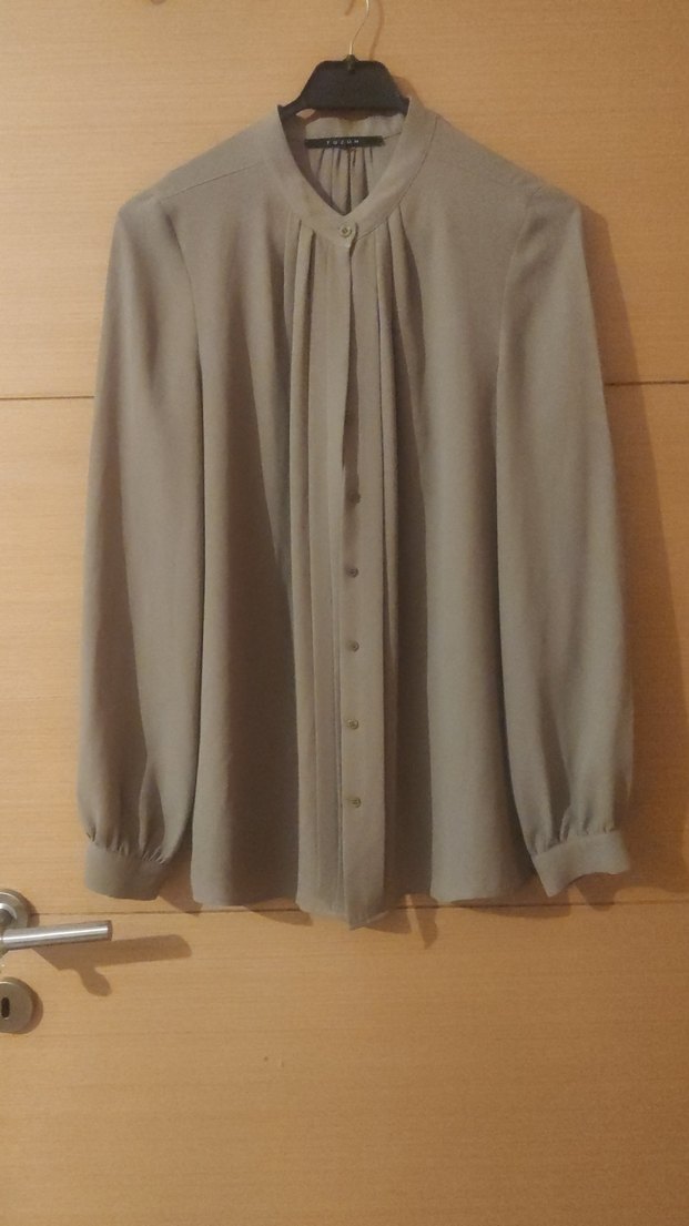 Bej Düğmeli Kadın Bluz, Uzun Kollu, Rahat Kesim - Görsel 2