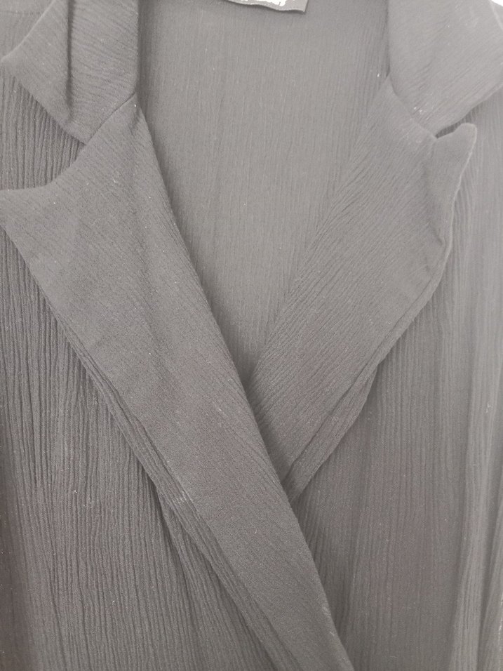 Uzun Siyah Kolsuz Elbise - Görsel 4