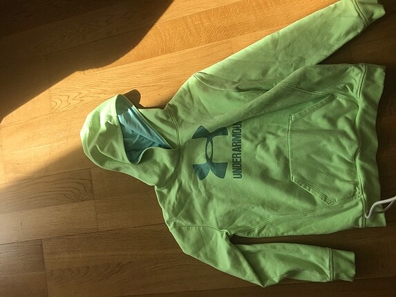 Yeşil sweatshirt