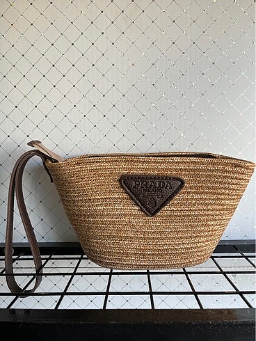 Prada Kahverengi Clutch Hasır Çanta