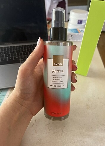 Avon karpuzlu parfümü 