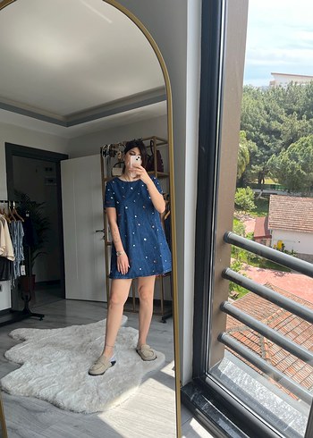 Düğmeli Kısa Kollu Mavi Denim Elbise - Görsel 2