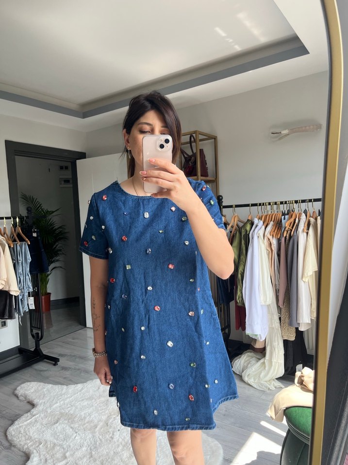 Düğmeli Kısa Kollu Mavi Denim Elbise - Görsel 3