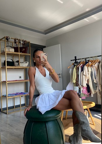 Beyaz Mini Straplez Kat Kat Elbise - Görsel 4