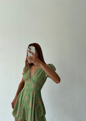 Vintage Mini Elbise V Yaka ve Çiçek Desenli - Görsel 3