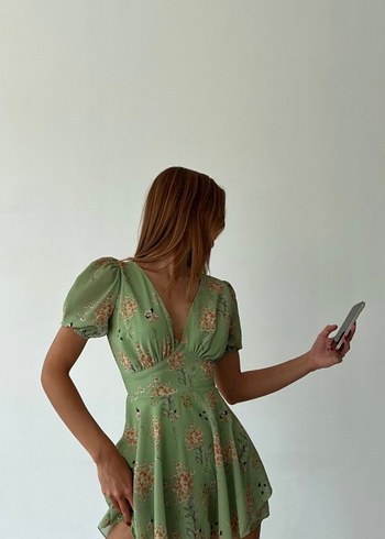 Vintage Mini Elbise V Yaka ve Çiçek Desenli - Görsel 2