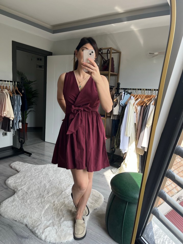 Bordo V Yaka Kemerli Midi Elbise - Görsel 3