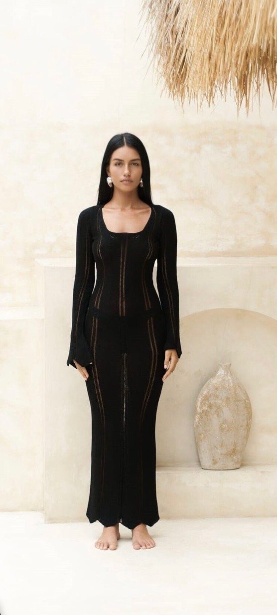 Siyah Dantelli Uzun Kollu V Yaka Uzun Elbise - Görsel 4