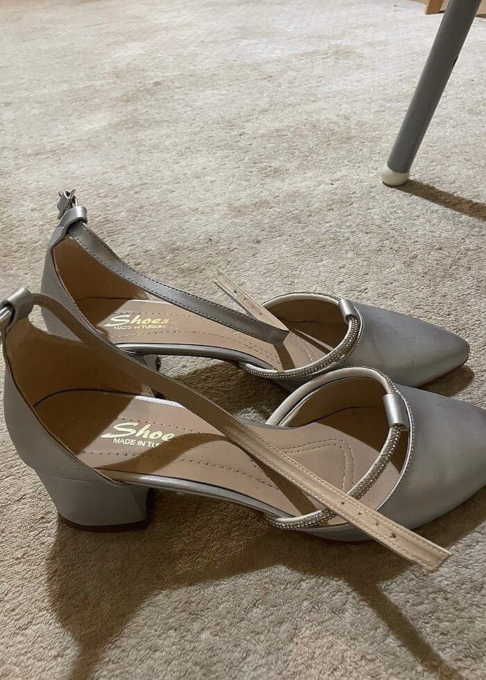 Topuklu ayakkabı - Görsel 2