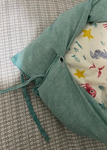 Turkuaz Deniz Desenli Bebek Yatağı masajlı reflü yatağı - Görsel 3