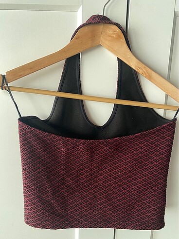 Pull and Bear Pullandbear halter yaka sırtı açık crop üst