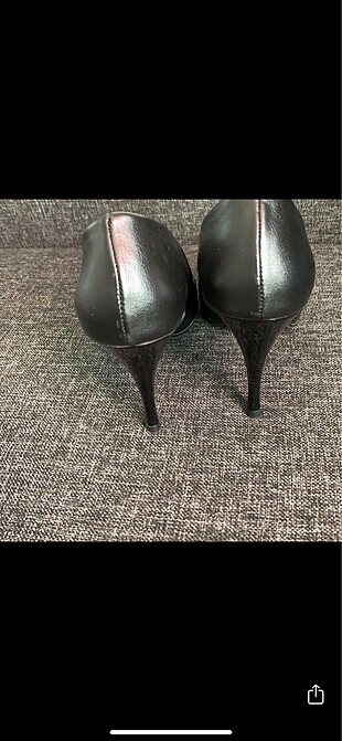 36,5 Beden siyah Renk Siyah deri stiletto