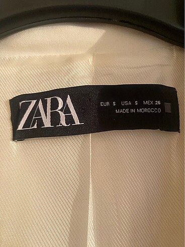 Zara Zara beyaz ceket