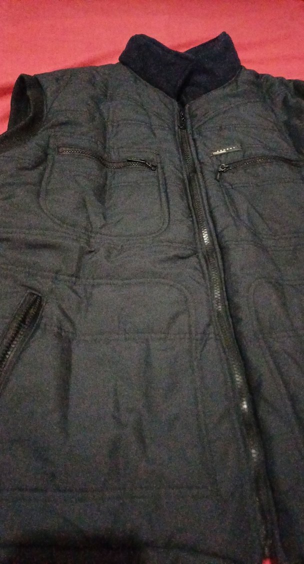 Siyah Fermuarlı Erkek Kolsuz Mont - Görsel 2