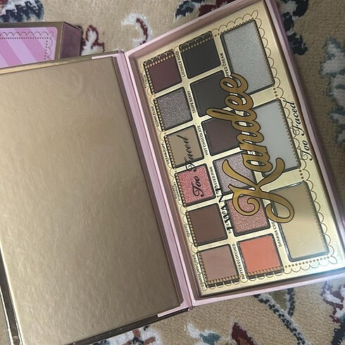 Too Faced Kandee