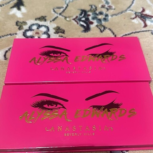 Anastasia Alyssa Edwards Far Paleti