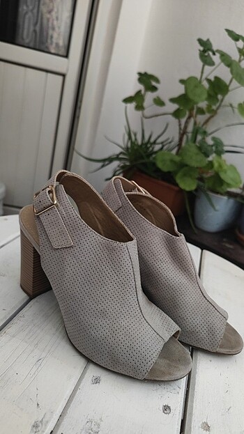 Deichmann Deichmann Bej Rengi Topuklu Sandalet