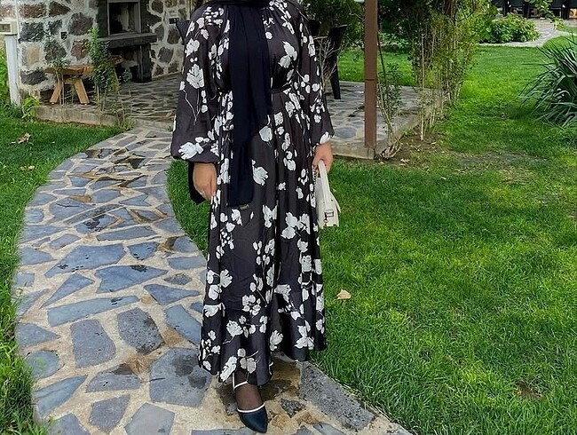 Saten uzun elbise