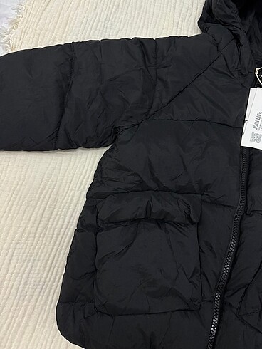 4 Yaş Beden siyah Renk Zara mont Zara puffer coat