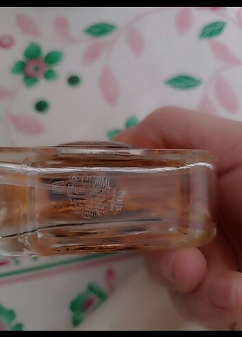 Kadın parfüm - Görsel 3