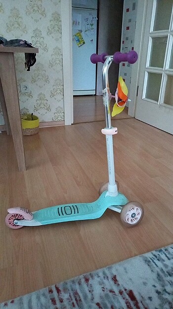 Decathlon Scooter