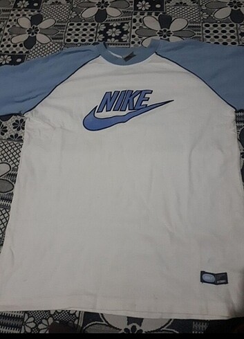 Nike marka tişört yeni