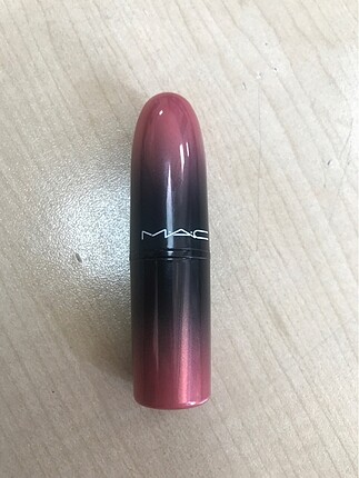  Beden Mac love me lipstick ruj