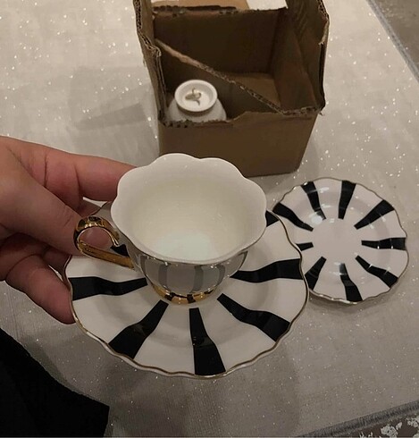 Karaca kahve fincanı