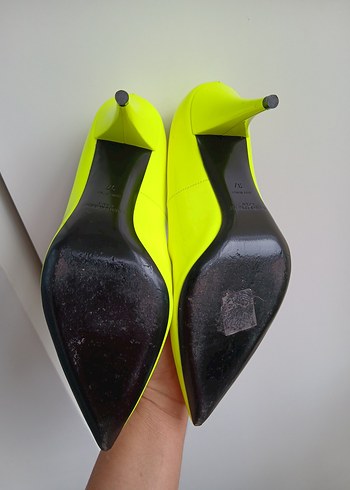 37 Beden saint laurent Parlak Sarı Stiletto Topuklu Kadın Ayakkabı