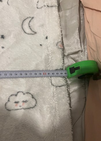 Beyaz Gri Desenli Çocuk Battaniyesi - Görsel 3