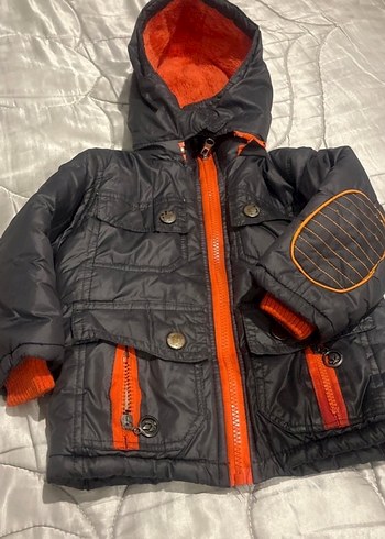 Kapüşonlu Erkek Çocuk Gri Fermuarlı Mont - Görsel 2