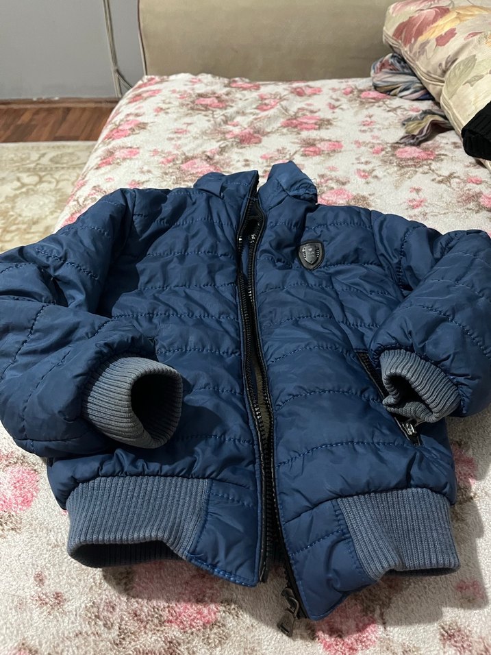 Erkek Çocuk Mavi Fermuarlı Mont - Görsel 2